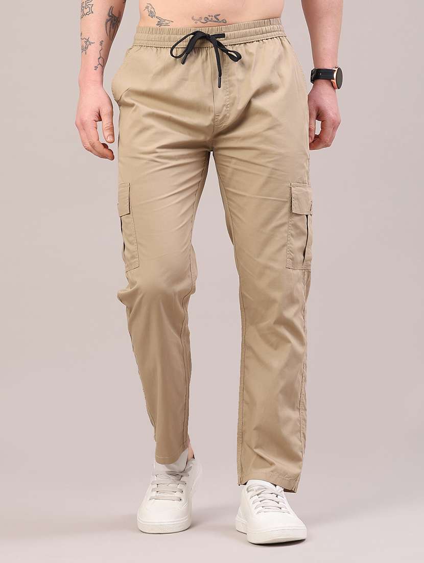 men solid mid rise regular fit cargo 