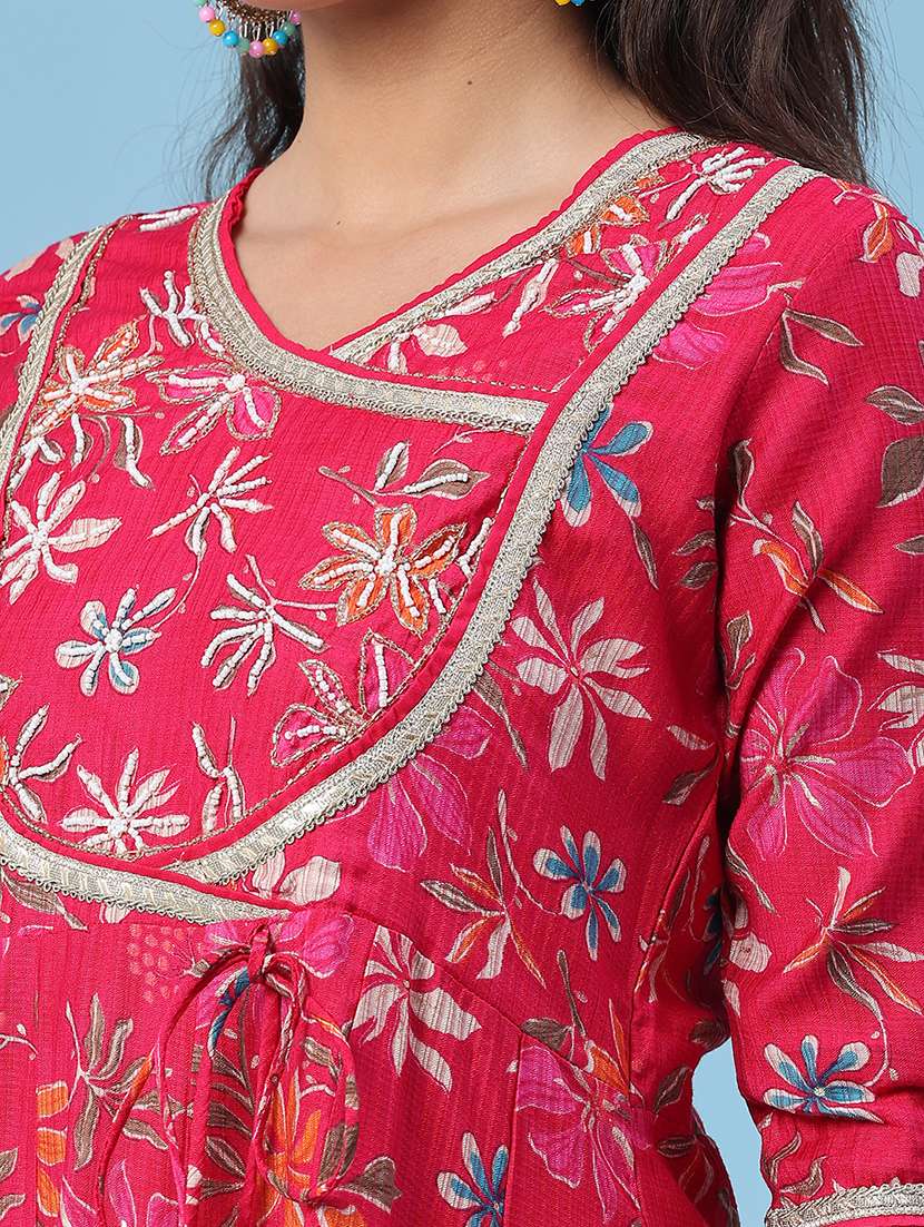 women printed three quarter sleeves kurta pant set with dupatta - 22319101 -  Standard Image - 5