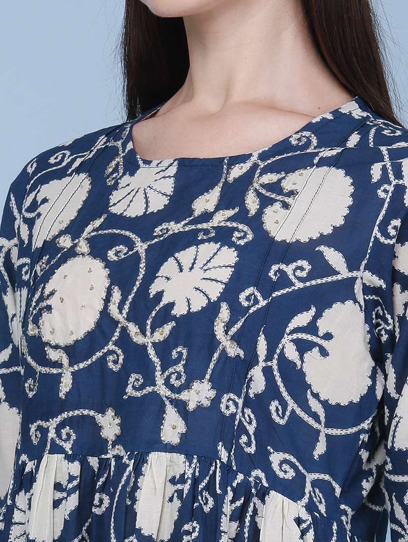 women printed three quarter sleeves kurta and pant set - 22319115 -  Standard Image - 5