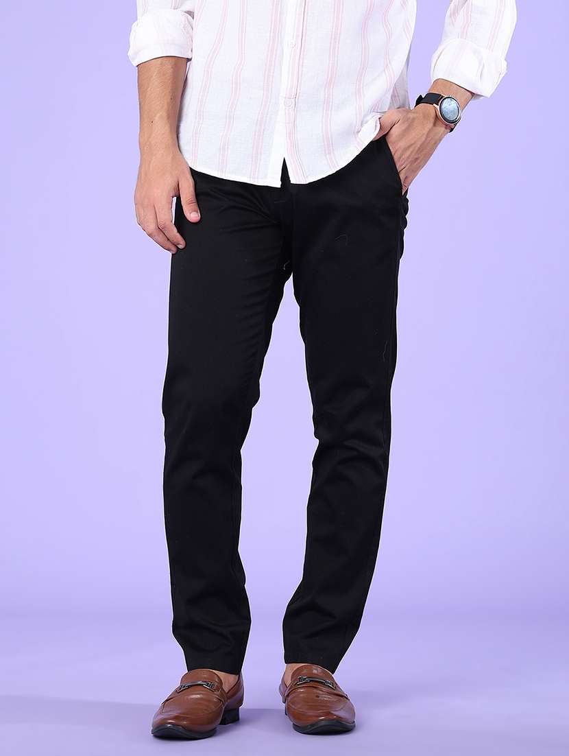 men solid mid rise regular fit chinos
