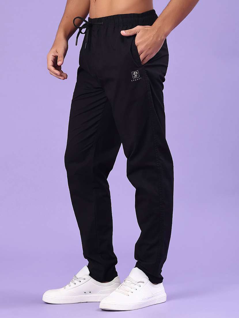 men solid mid rise chinos casual trouser