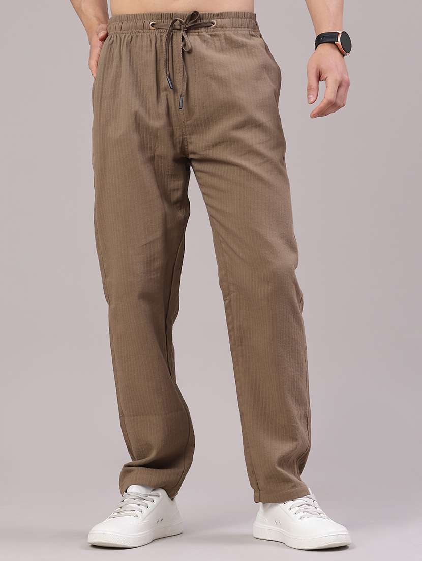 men self design mid rise regular fit casual trouser