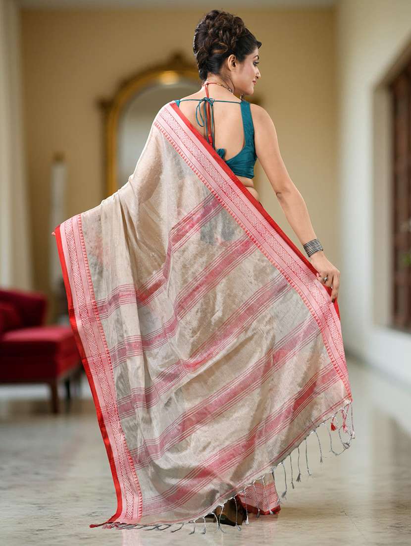 women solid with bordered handloom saree with blouse - 22319573 -  Standard Image - 5