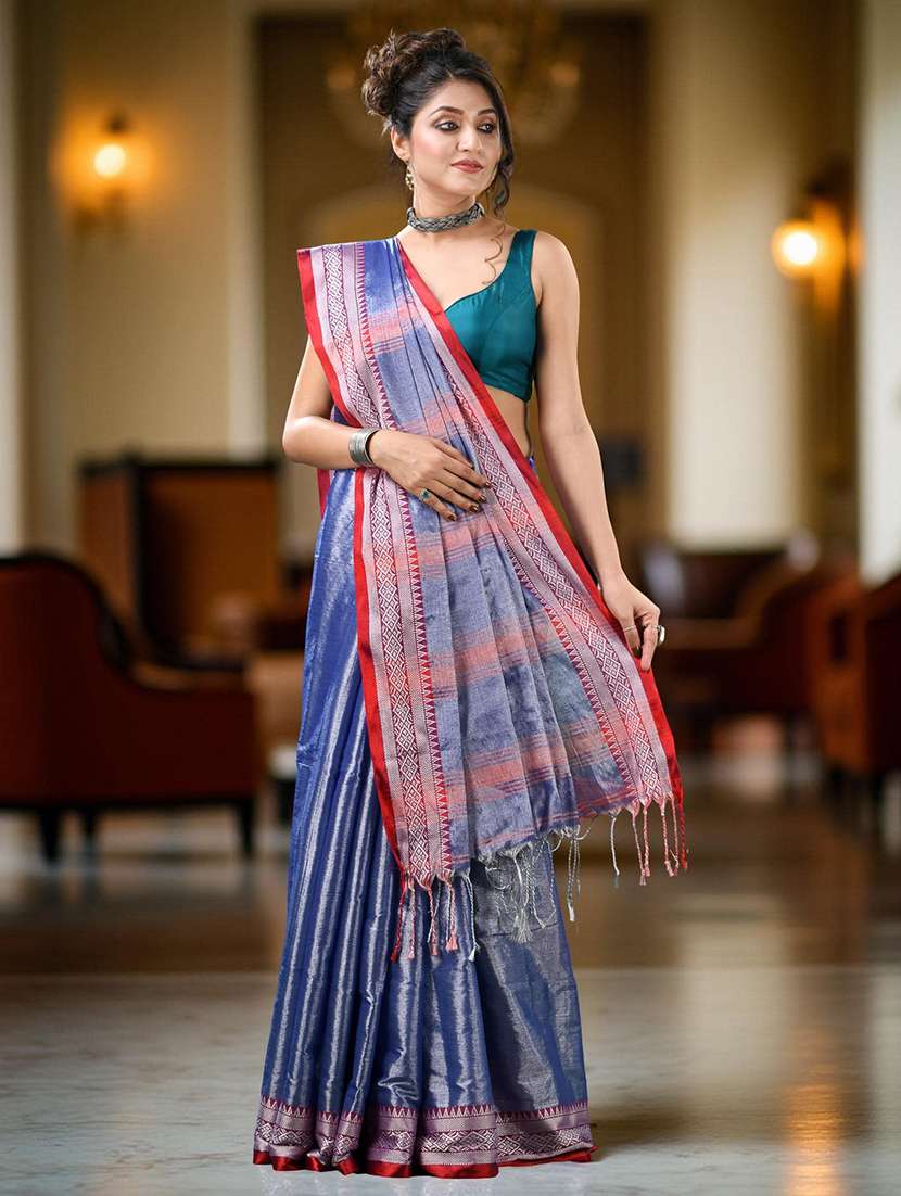 women solid with bordered handloom saree with blouse