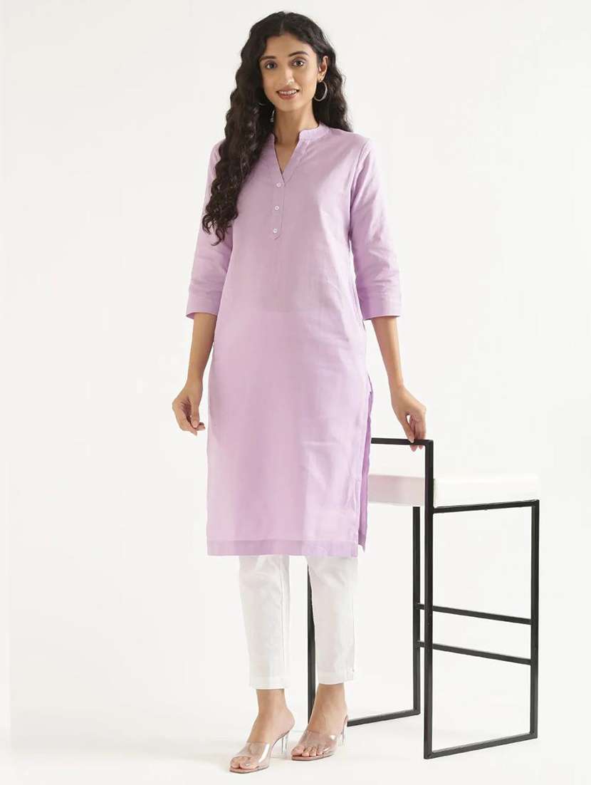 women solid three quarter sleeve straight kurta 