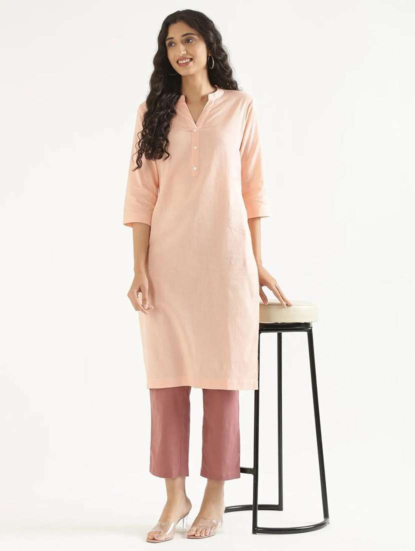women solid three quarter sleeve straight kurta 