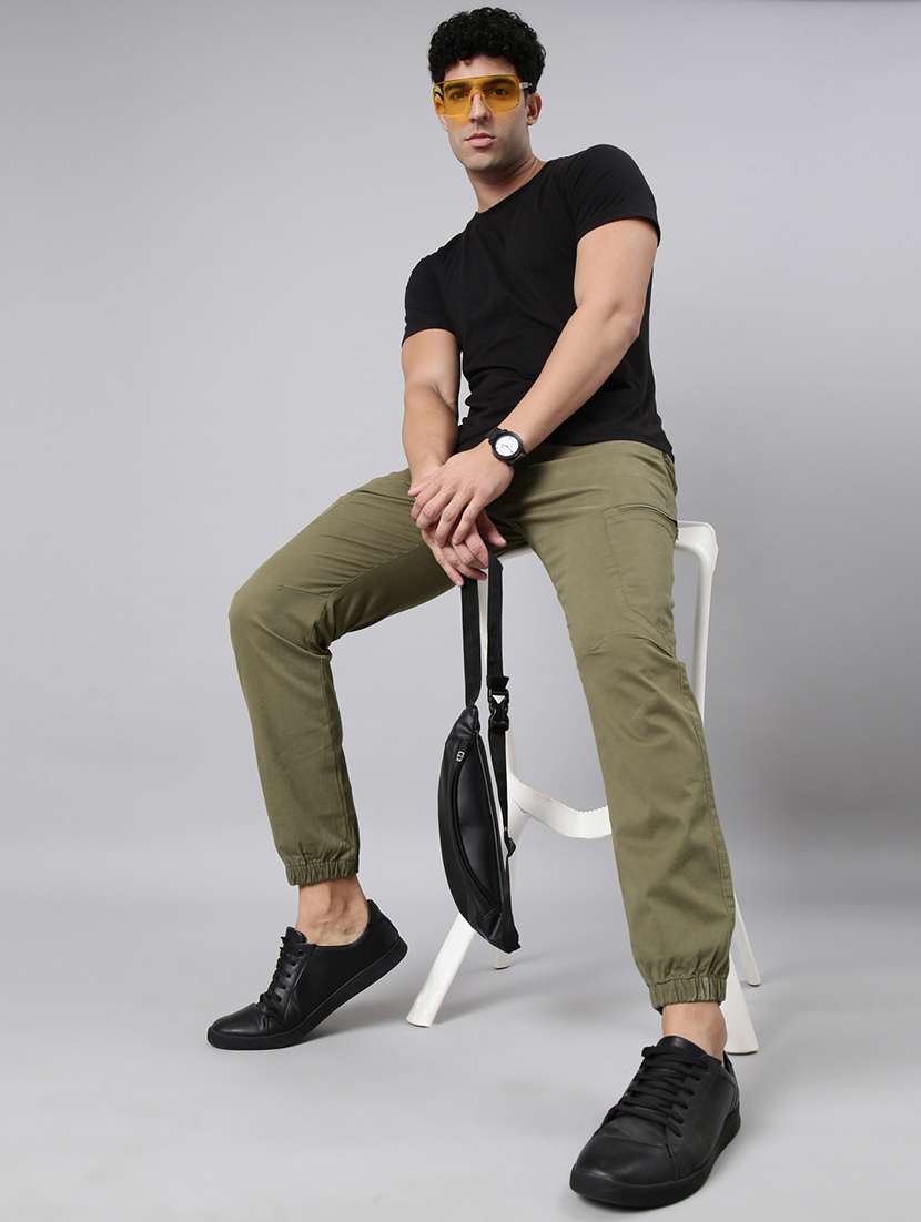 men solid mid rise regular fit jogger - 22320230 -  Standard Image - 5