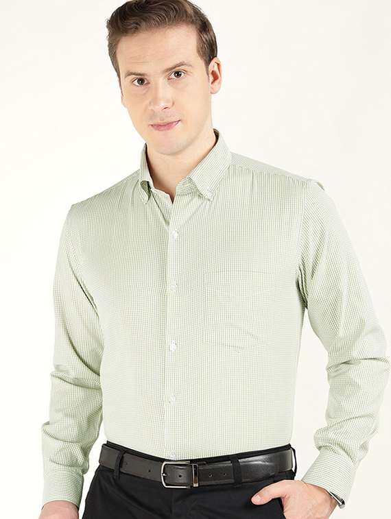 men collared long sleeve formal shirt