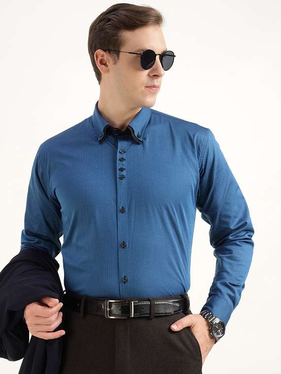 men collared long sleeve formal shirt