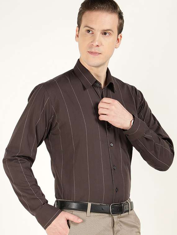 men collared long sleeve formal shirt