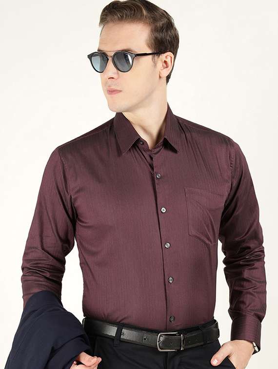 men collared long sleeve formal shirt