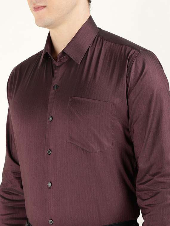 men collared long sleeve formal shirt - 22320580 -  Standard Image - 3