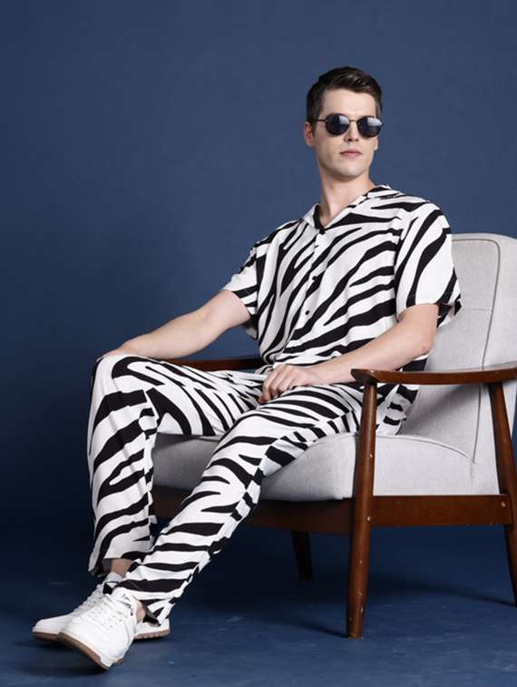 men animal print collared full length co-ord set