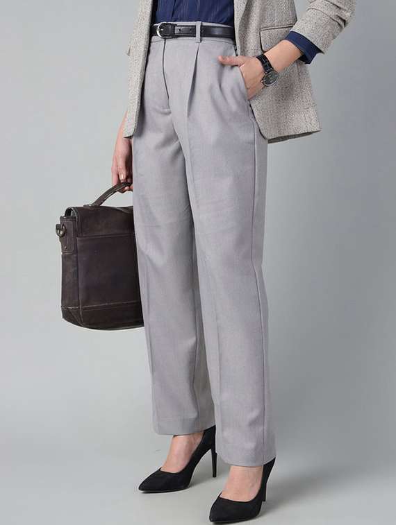 women solid mid rise straight trouser