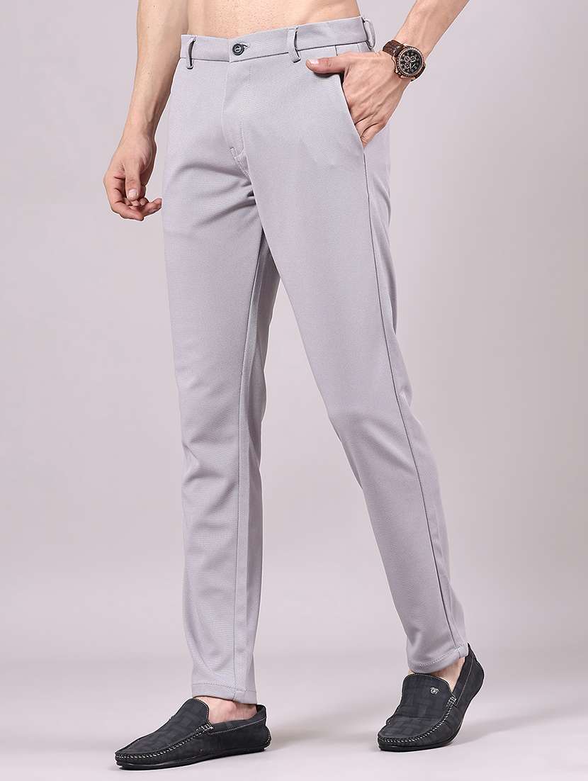 men solid mid rise chinos casual trouser