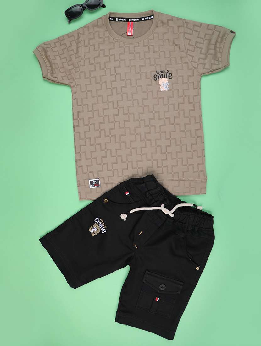 boys printed t-shirt & shorts co-ords set