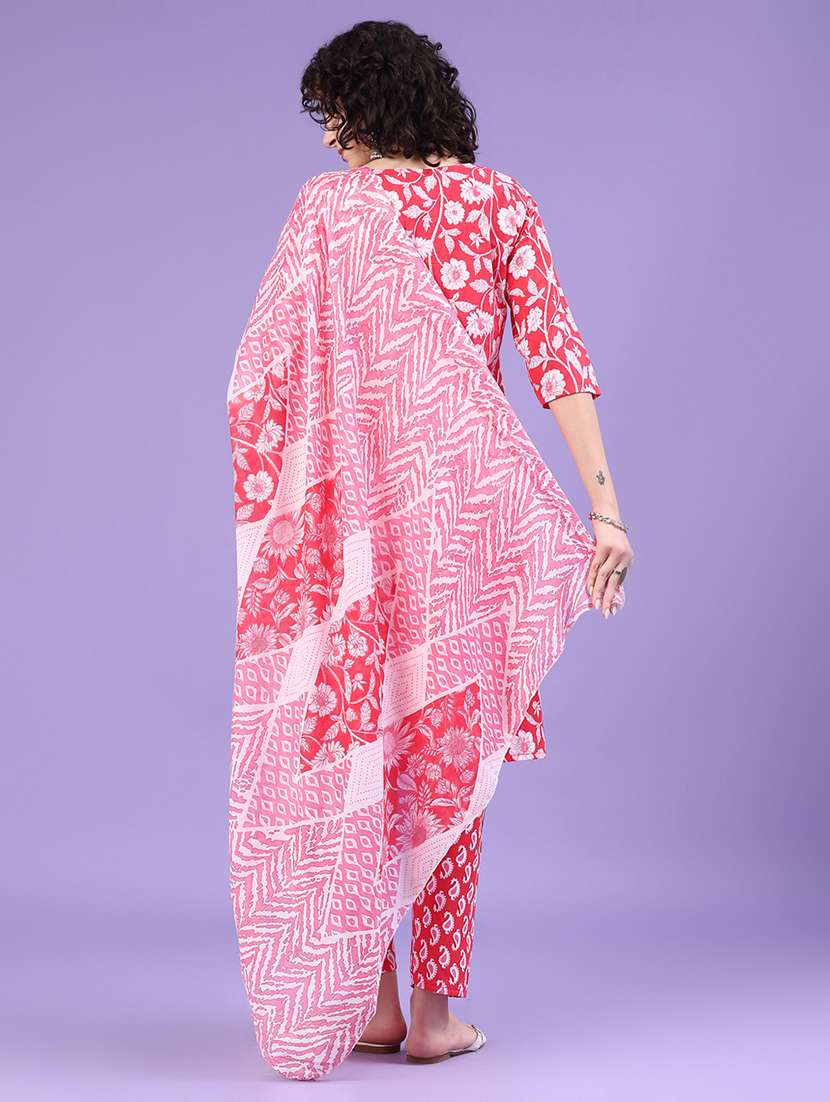 red cotton kurta pant  set - 22321599 -  Standard Image - 3