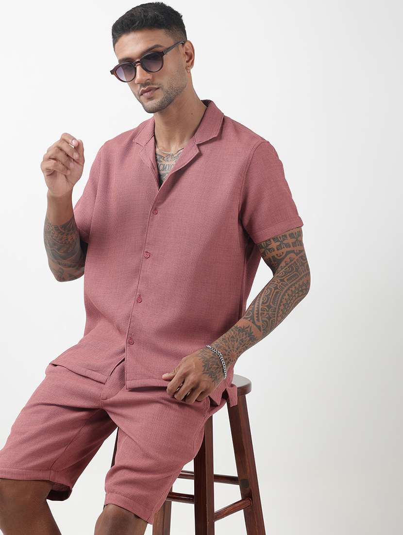 men solid short sleeve shirt & shorts co-ord set