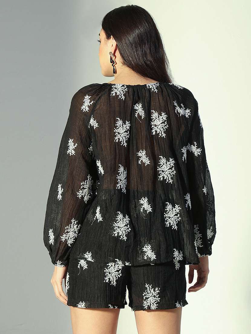 women embroidered shirt and shorts co-ord set - 22321828 -  Standard Image - 3