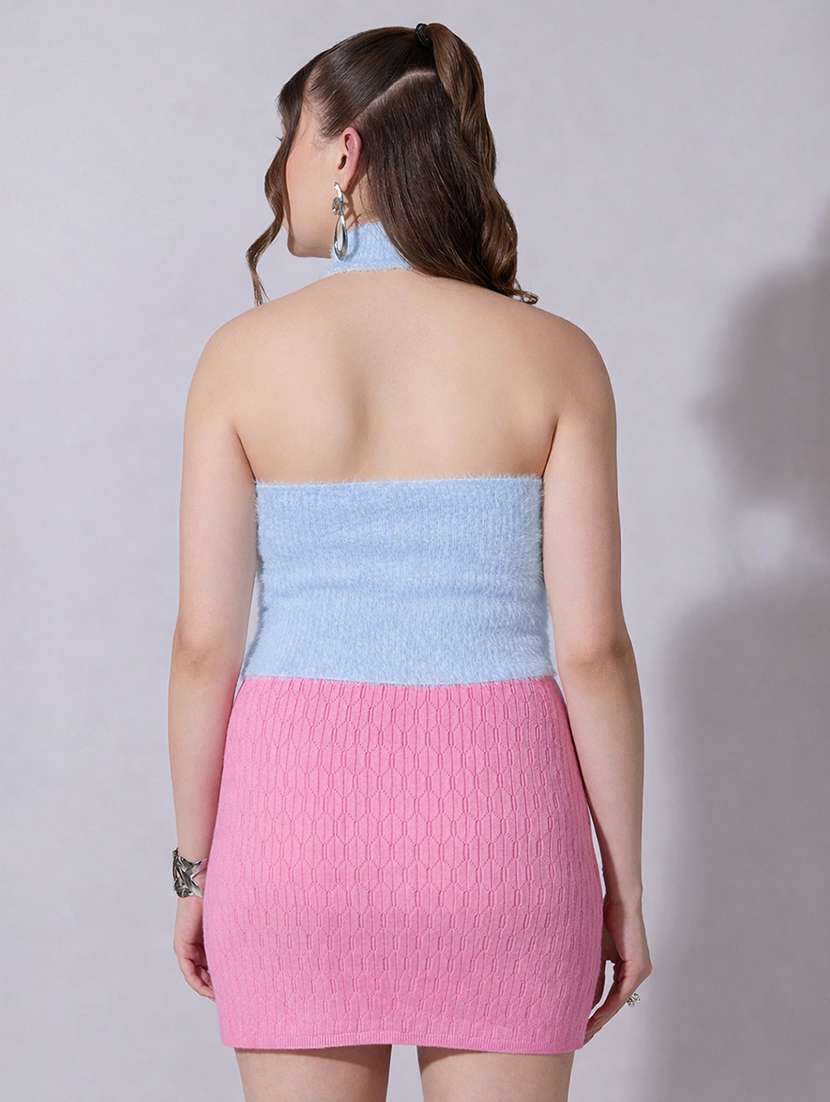 women solid halter neck sleeveless crop top - 22321941 -  Standard Image - 3