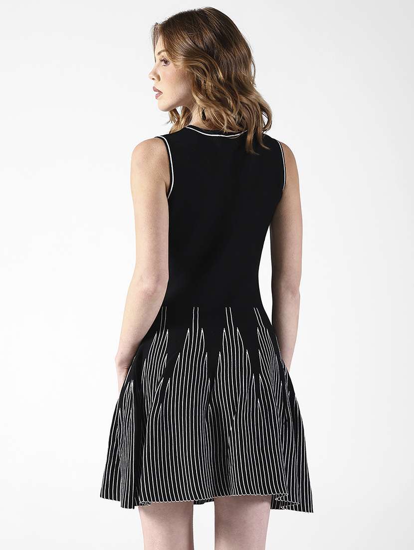 women printed sleeveless a-line dress - 22322035 -  Standard Image - 3