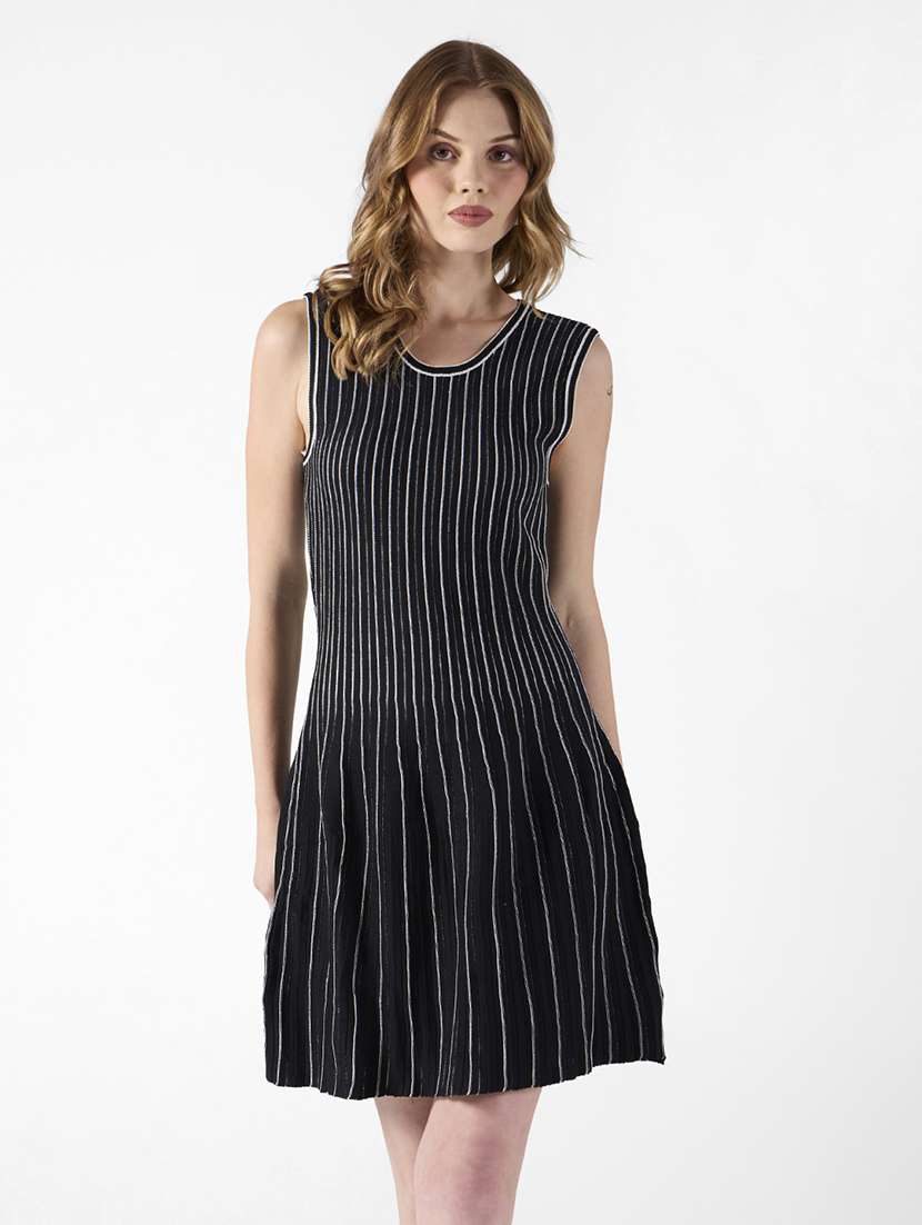 women striped sleeveless a-line dress