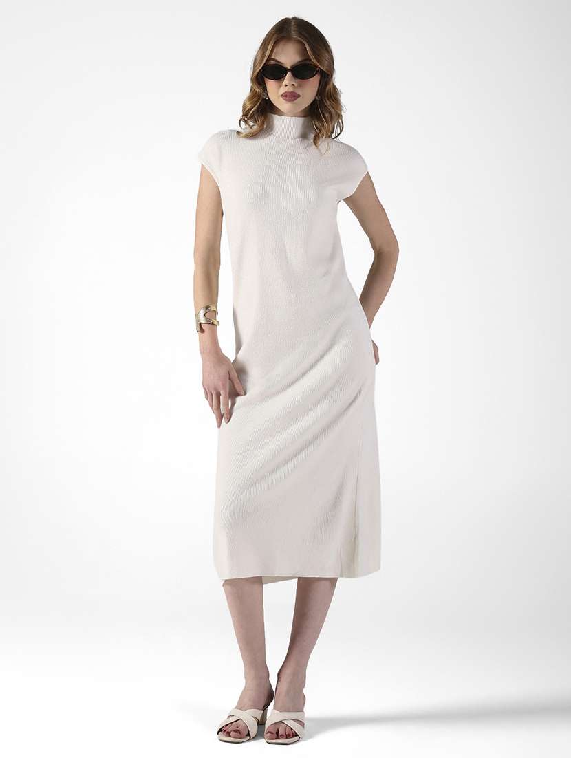 women solid cap sleeve shift dress
