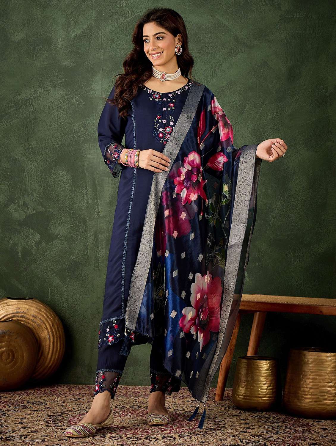 women solid with work three quarter sleeve kurta pant with dupatta set