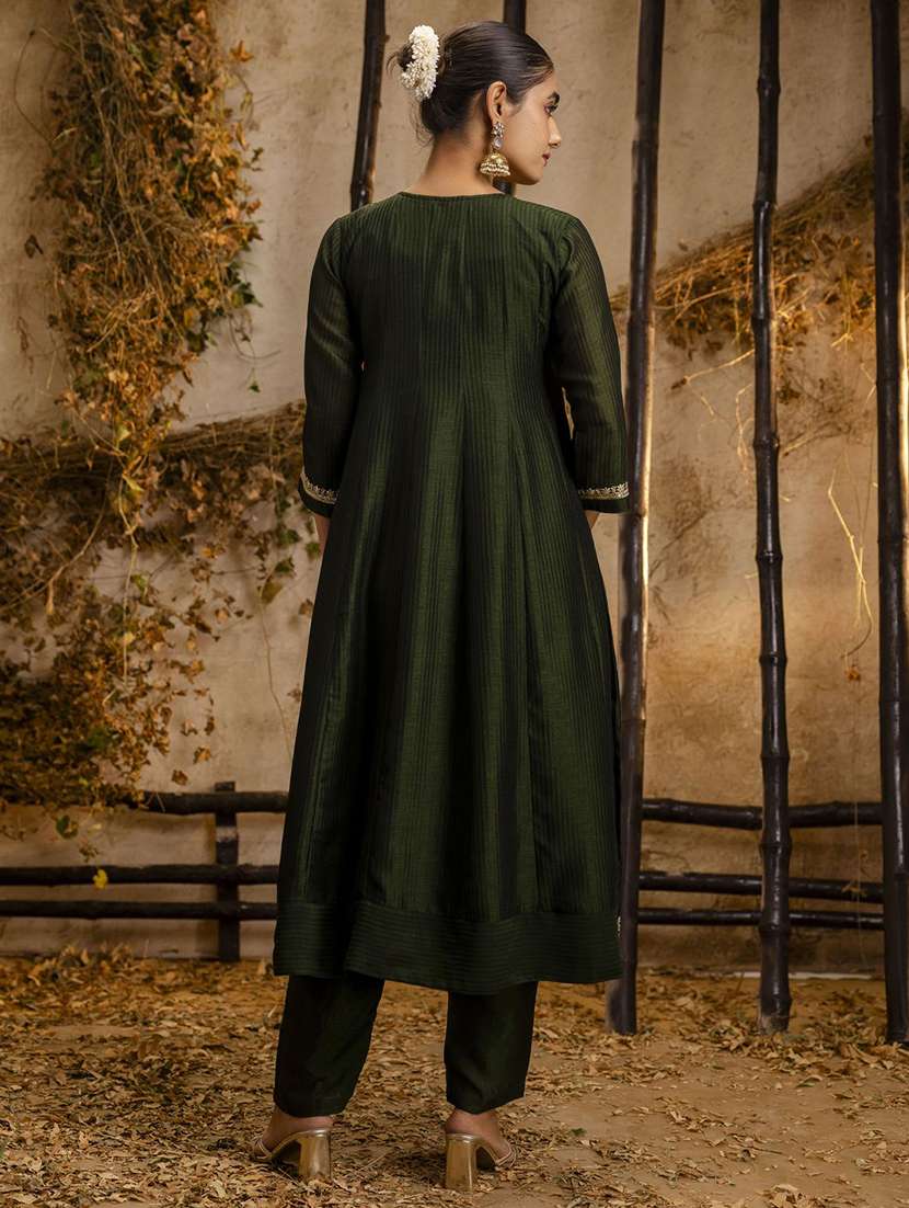 women solid with work three quarter sleeve kurta pant with dupatta set - 22322125 -  Standard Image - 3