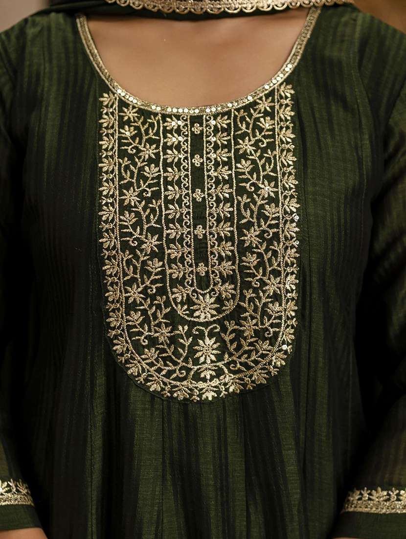 women solid with work three quarter sleeve kurta pant with dupatta set - 22322125 -  Standard Image - 5