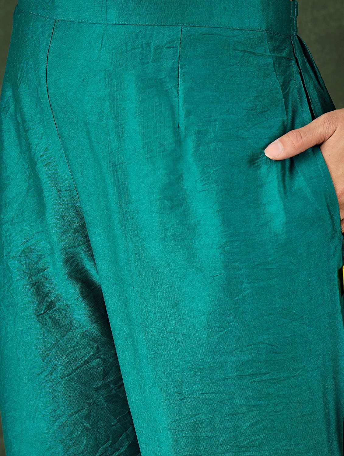 women self design three quarter sleeve kurta pant with dupatta set - 22322132 -  Standard Image - 5