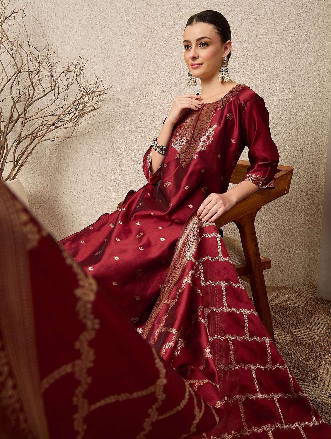 women self design three quarter sleeve kurta pant with dupatta set - 22322149 -  Standard Image - 3