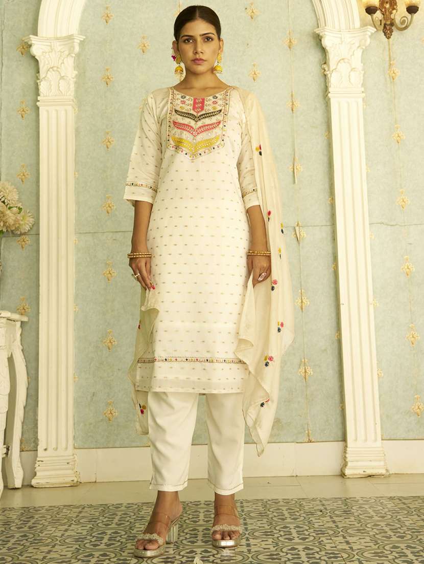 women self design three quarter sleeve kurta pant with dupatta set