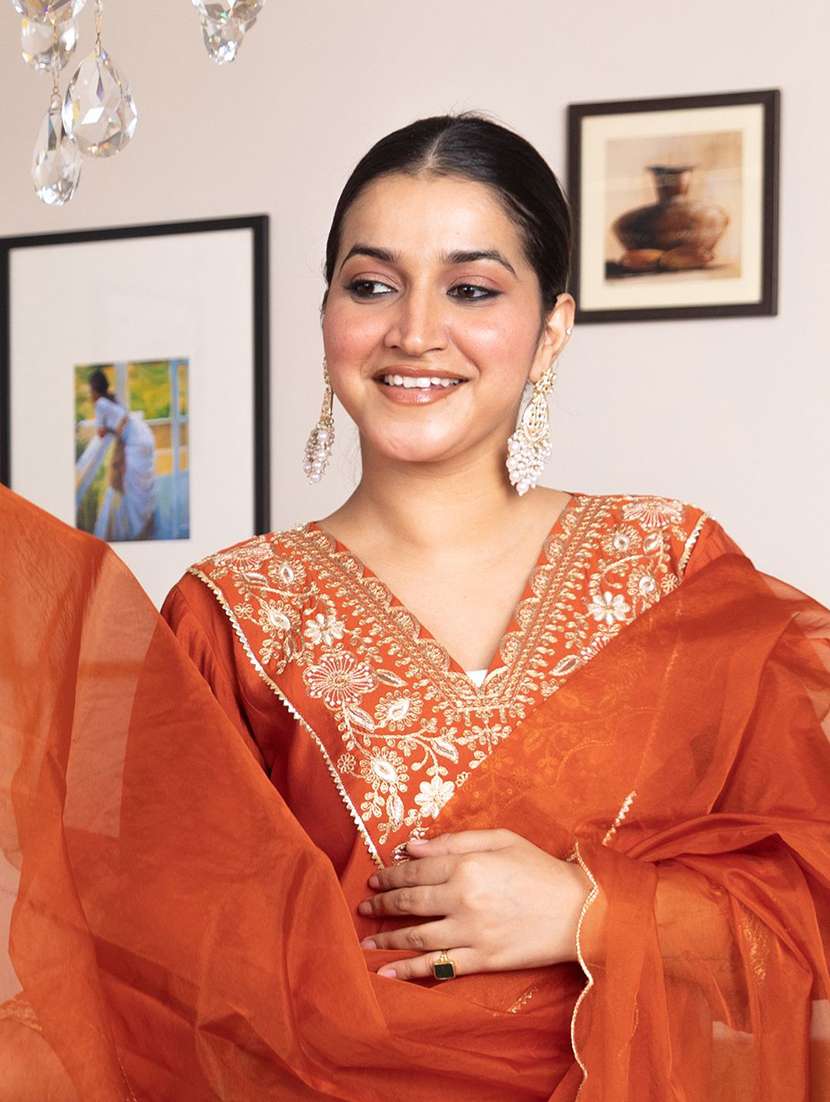 peach silk blend kurta pant  set - 22322193 -  Standard Image - 3