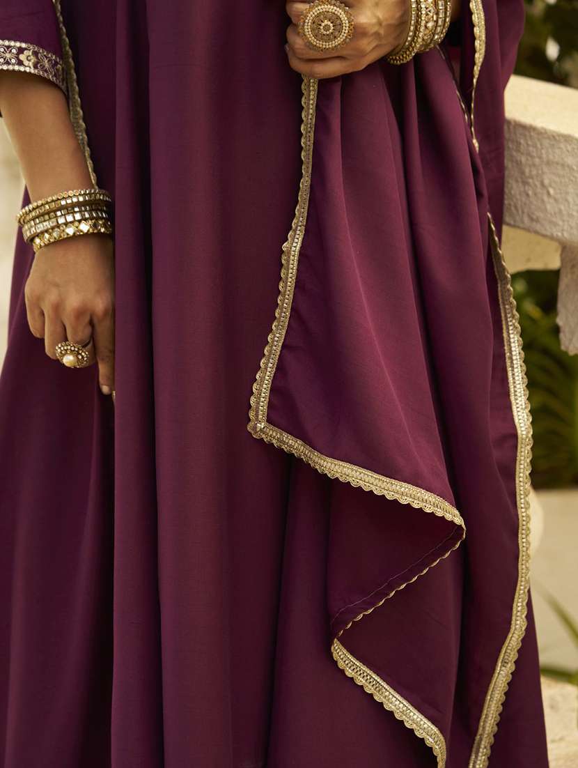 purple silk blend kurta pant  set - 22322196 -  Standard Image - 3