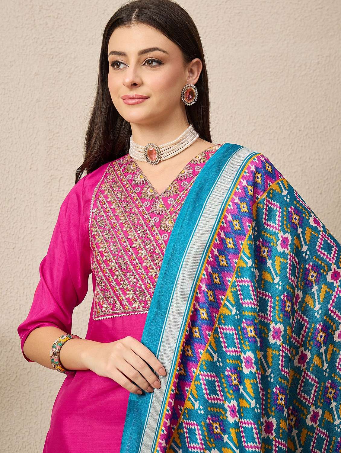 women solid with work three quarter sleeve kurta pant with dupatta set - 22322201 -  Standard Image - 3