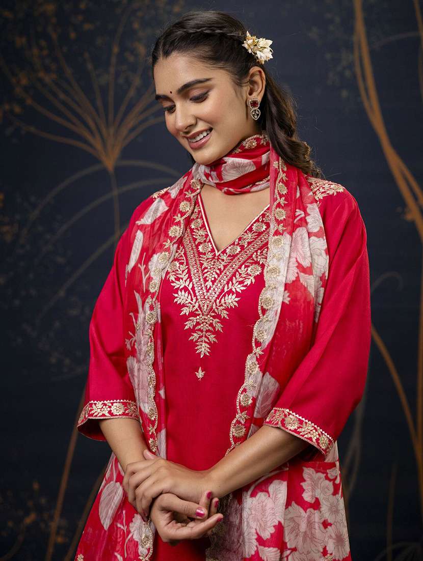 women solid with work three quarter sleeve kurta pant with dupatta set - 22322203 -  Standard Image - 3