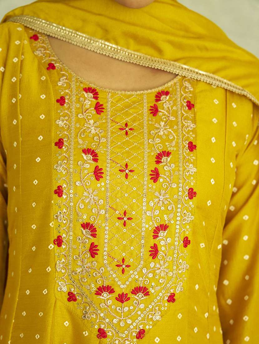 women printed three quarter sleeve kurta pant with dupatta set - 22322212 -  Standard Image - 5