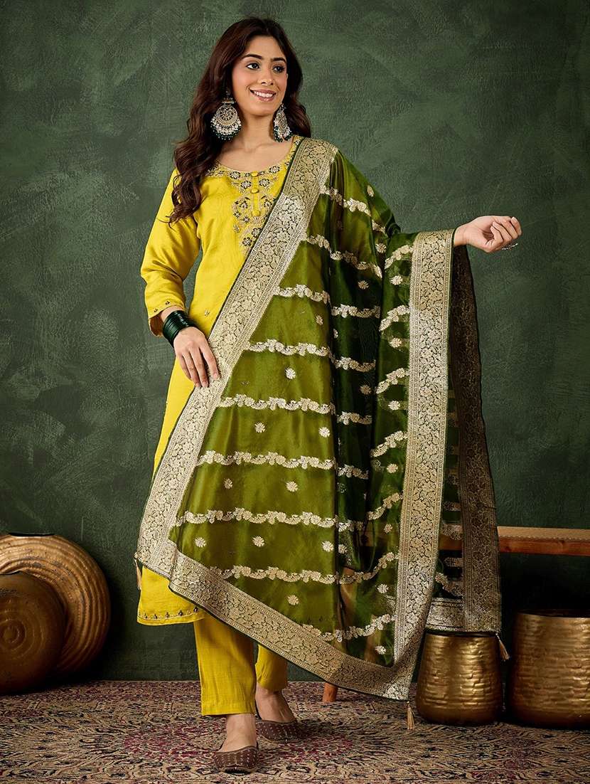 women solid with work three quarter sleeve kurta pant with dupatta set