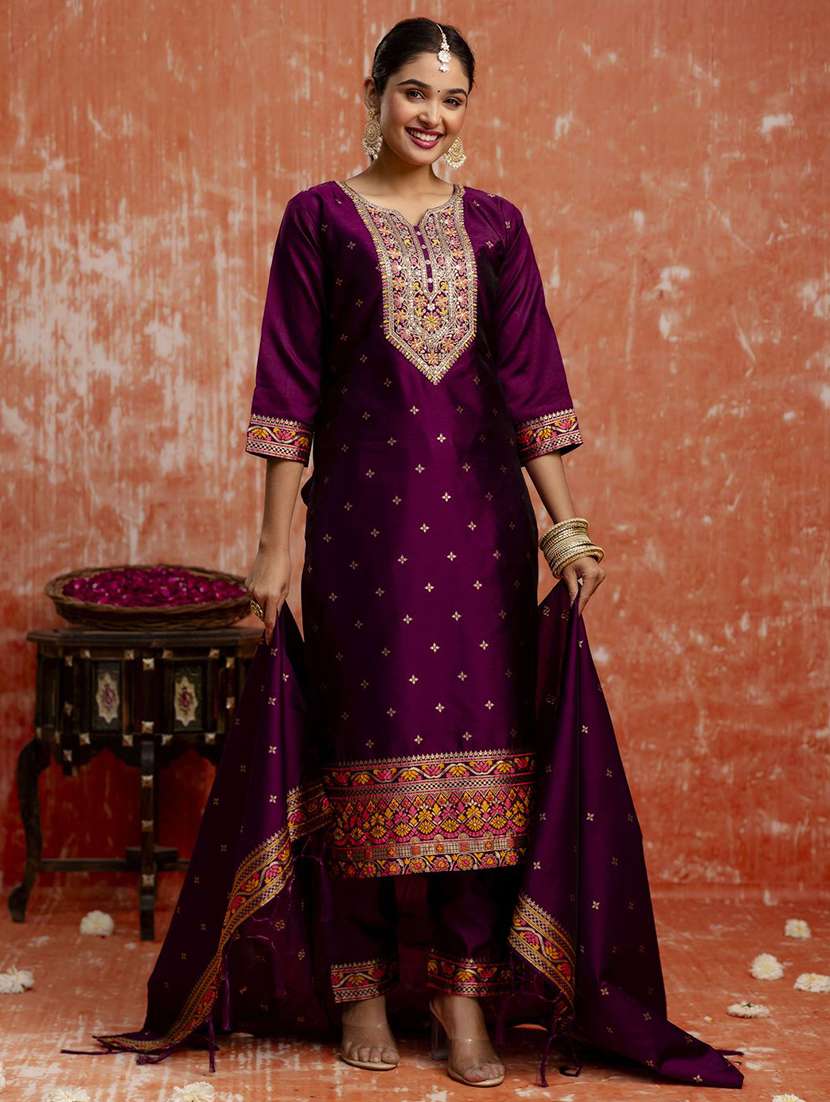 women self design three quarter sleeve kurta pant with dupatta set