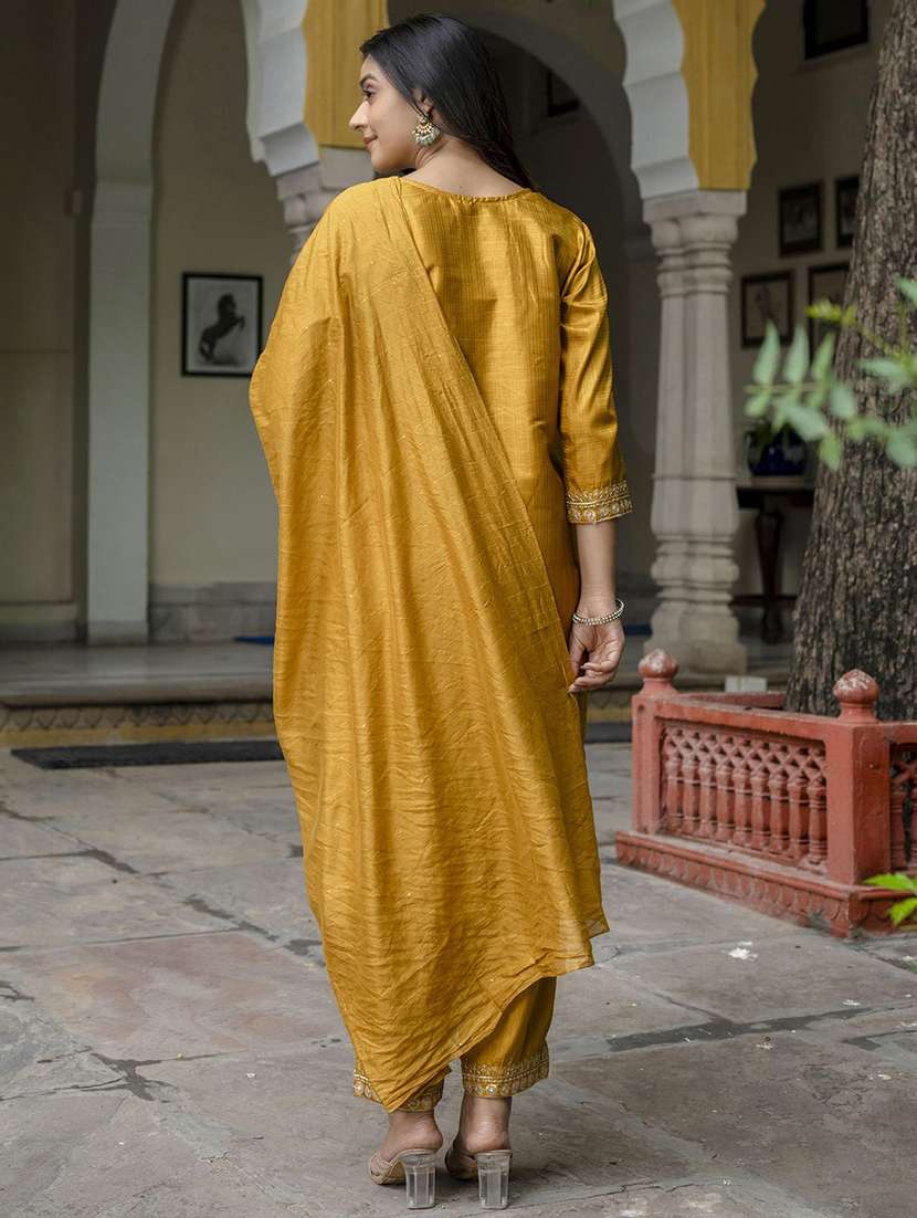 women solid with work three quarter sleeve kurta pant with dupatta set - 22322291 -  Standard Image - 3