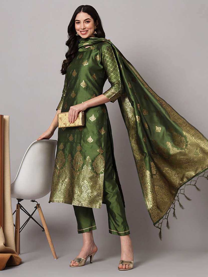 women self design three quarter sleeve kurta pant with dupatta set