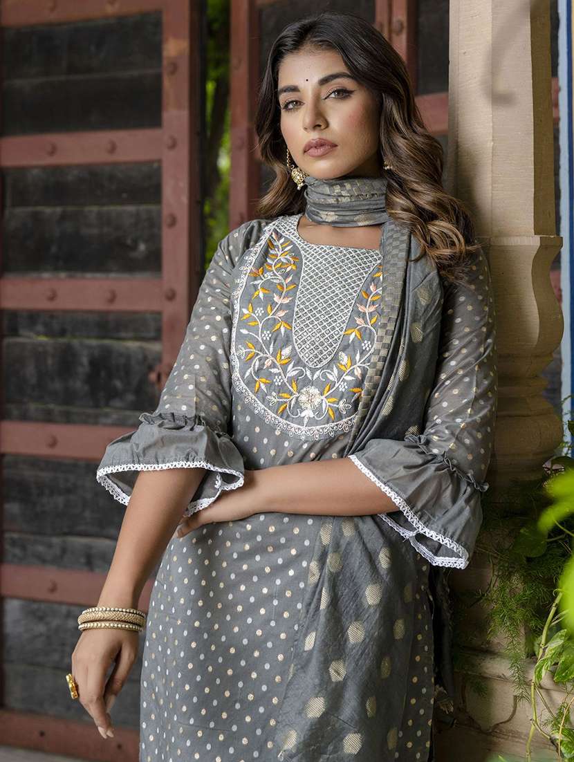 women self design three quarter sleeve kurta pant with dupatta set - 22322306 -  Standard Image - 3