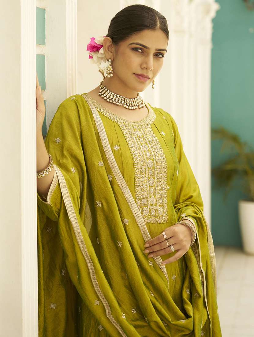 women solid with work three quarter sleeve kurta pant with dupatta set - 22322375 -  Standard Image - 3