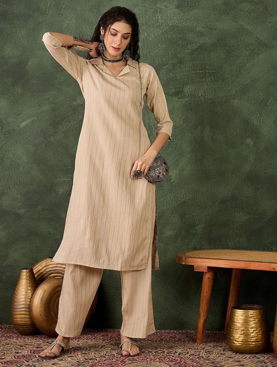 women self design three quarter sleeve kurta pant set