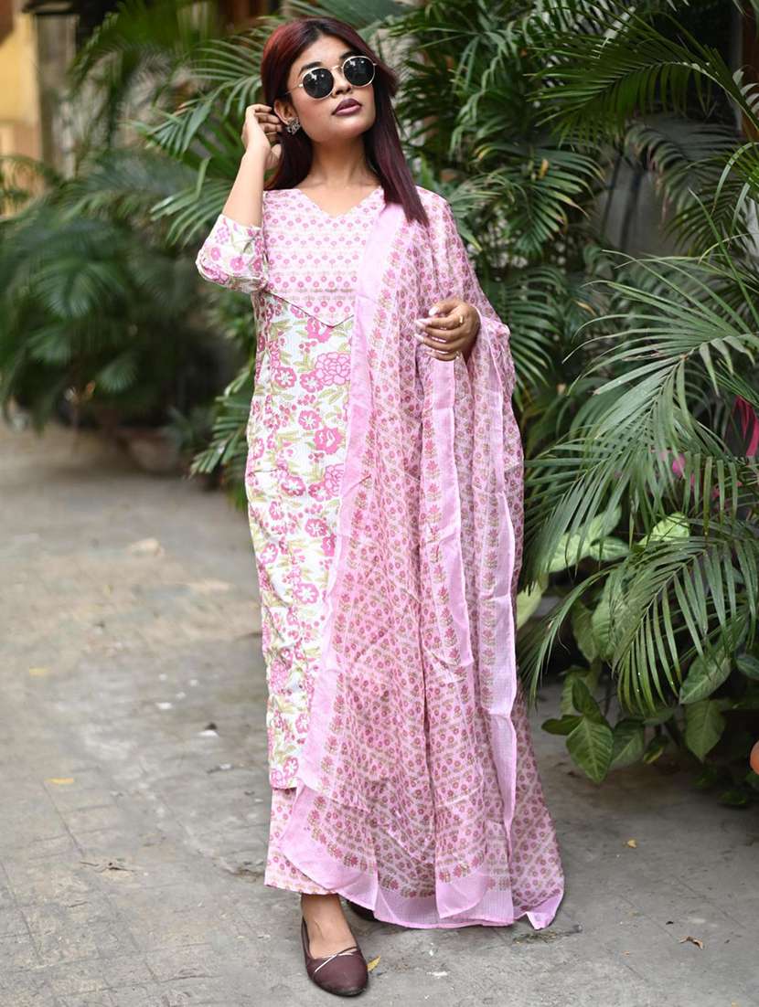 women floral three quarter sleeve kurta pant with dupatta set