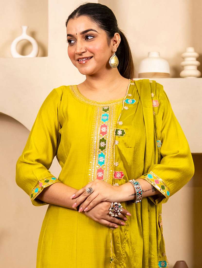 Women Solid With Work Three Quarter Sleeve Kurta Pant With Dupatta Set - 22322383 -  Standard Image - 3
