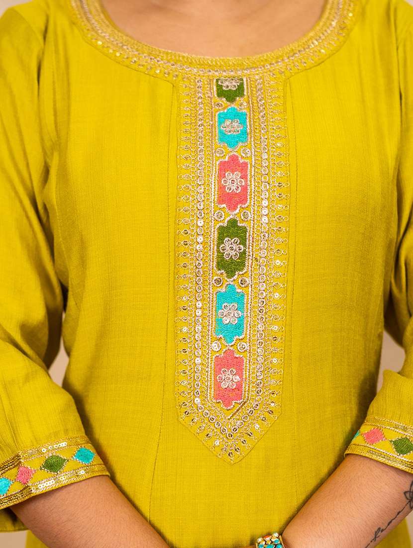 Women Solid With Work Three Quarter Sleeve Kurta Pant With Dupatta Set - 22322383 -  Standard Image - 5