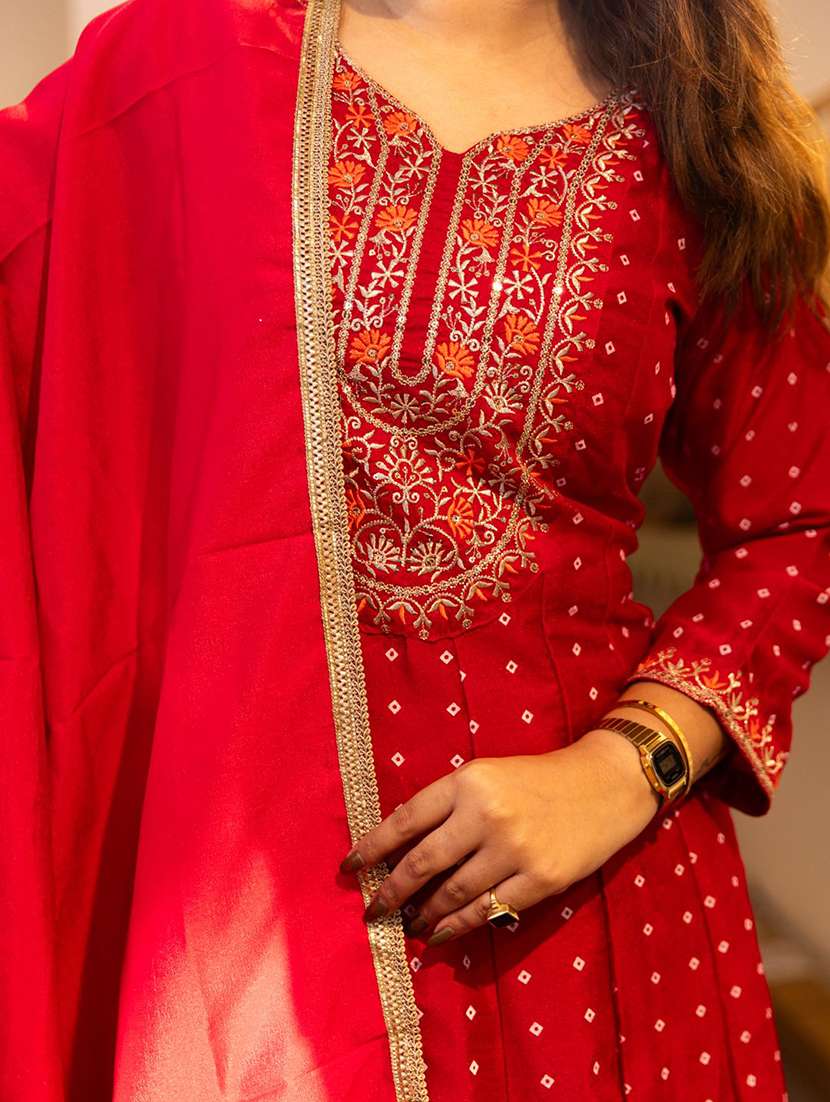 women printed three quarter sleeve kurta pant with dupatta set - 22322411 -  Standard Image - 3