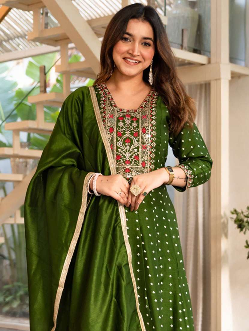 women printed three quarter sleeve kurta pant with dupatta set - 22322427 -  Standard Image - 3
